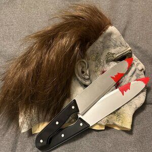 Michael Myers mask and knives - Halloween